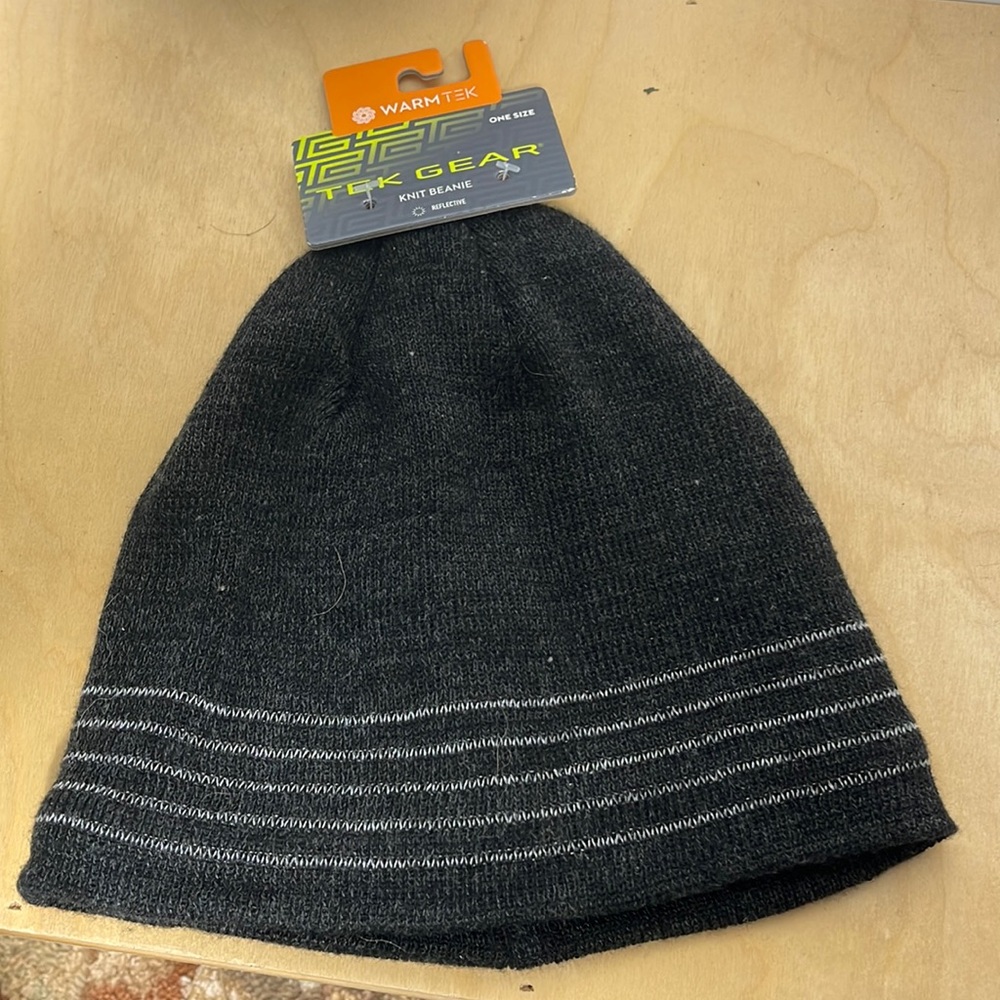 Tek gear knit beanie
